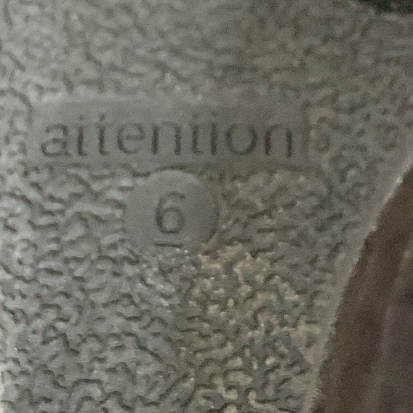 Attention Black Suede Platform Shoes Size 6” - Picture 8 of 8